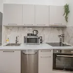 Apartment Center Of Ble Property5