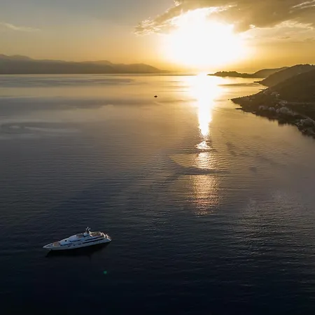 Center Of Ble Property5 Loutráki