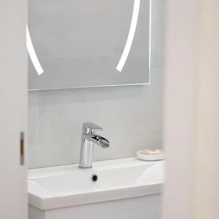 Center Of Ble Property5 Apartment *