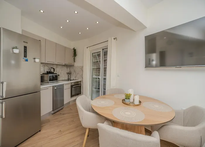 Apartament Center Of Ble Property5 Loutráki