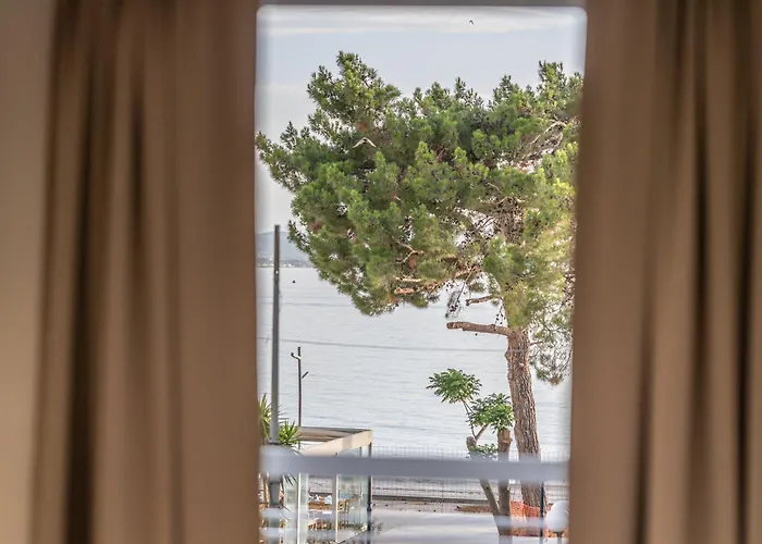 Center Of Ble Property5 Apartament